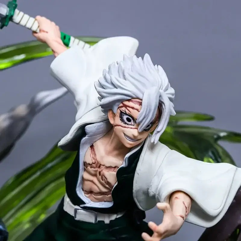 Demon Slayer Sanemi Shinazugawa 30cm action figure with detailed design and dynamic pose.